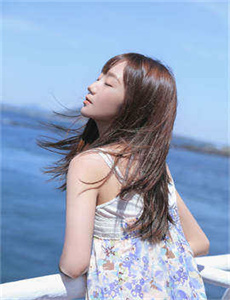 浅蓝深蓝